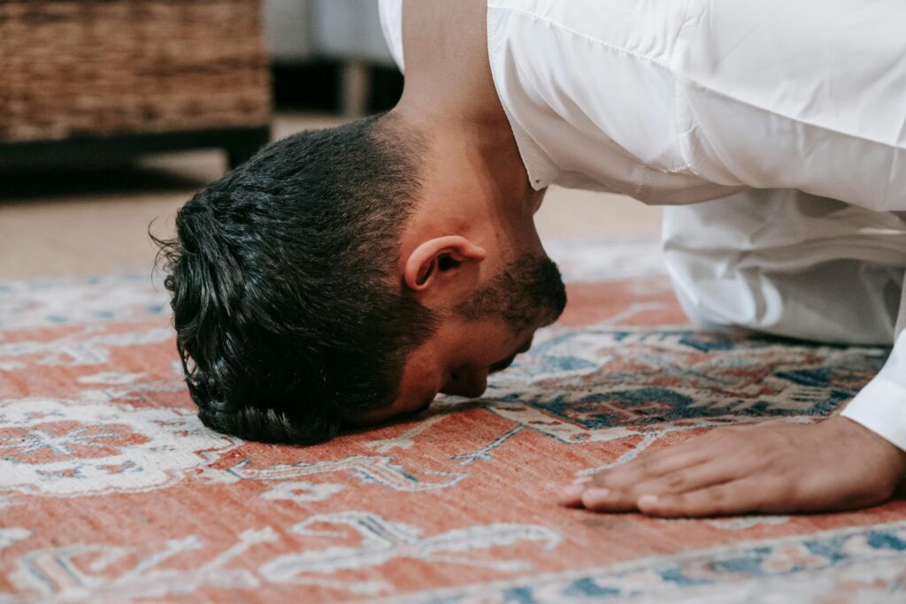 How to Pray Fajr